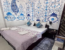 The Royal Lake View Villa